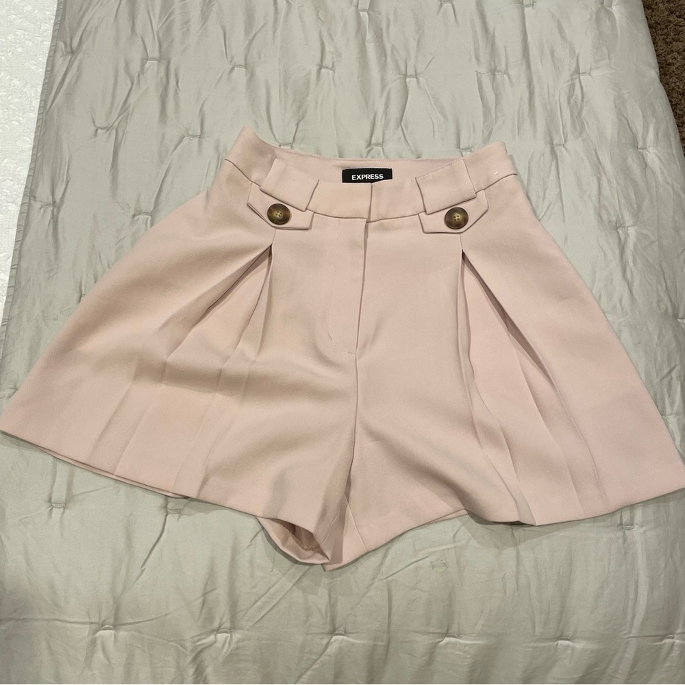 Express Extreme High Rise Shorties